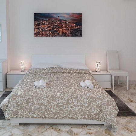 XX Settembre Matera - Room And Relax Eksteriør bilde